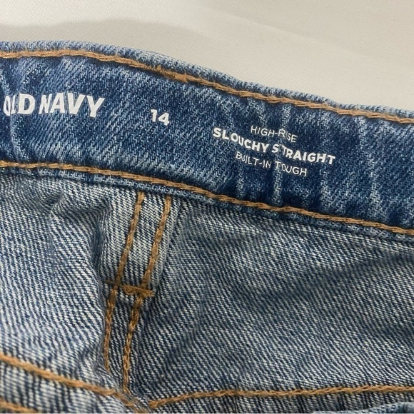 Old Navy Girls High Rise Slouchy Straight Adj.  Waist Distressed Jeans Size 14 - Picture 5 of 6